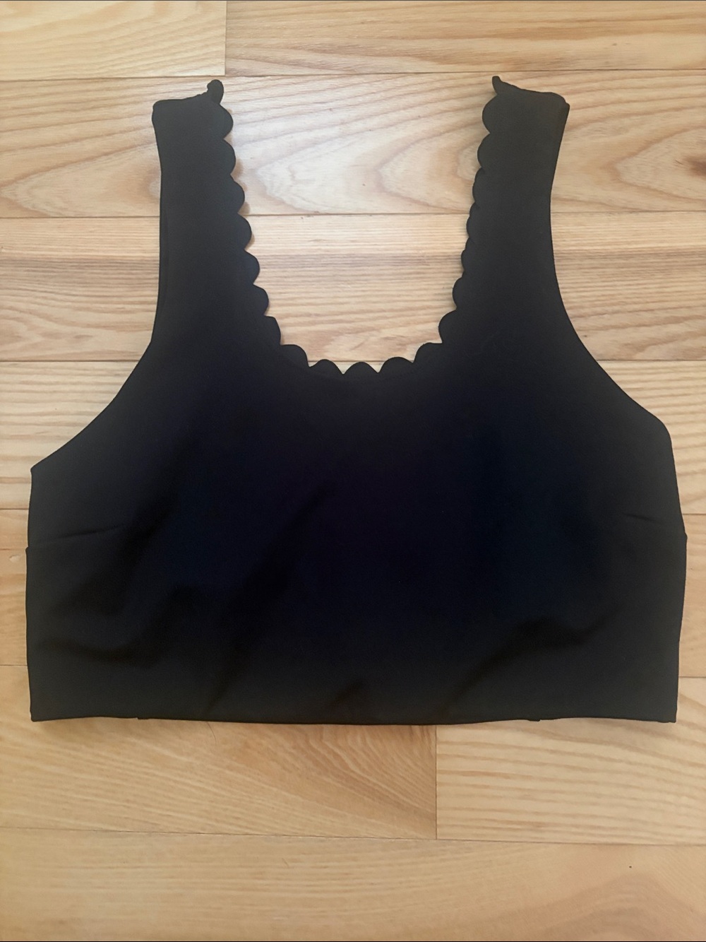 Zella Black Scallop Edge sports bra sz S